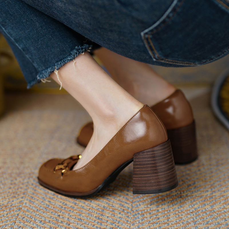 Women's Retro Square Toe Chunky Heel Pumps - French Style Block Heel Shoes