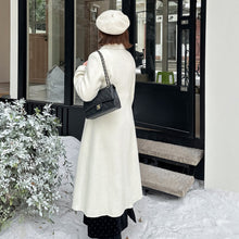 Load image into Gallery viewer, Womens Warm Retro Fitted Wool Coat