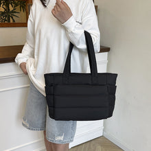 Load image into Gallery viewer, Versatile Embroidered Thread Handbag For Women