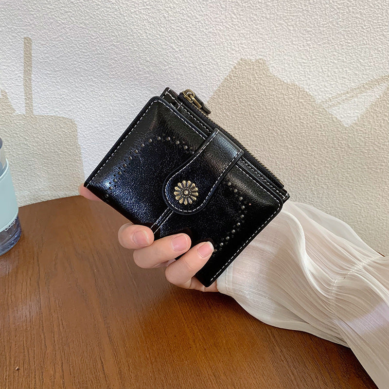 Women's Vintage Oil Leather Wallet - Floral Embossed Short Bifold with RFID Protection