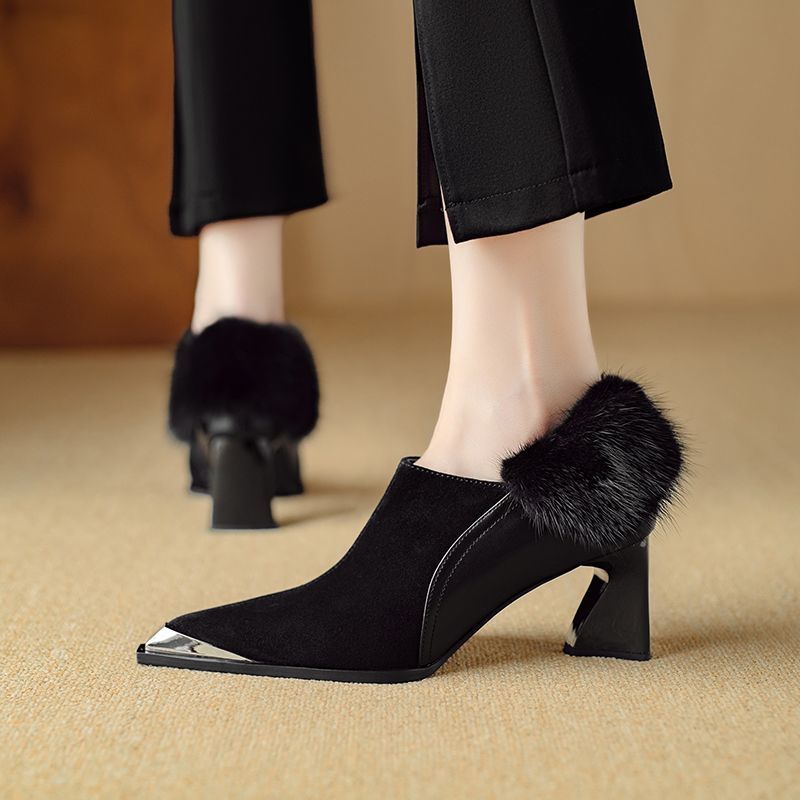 Women's Retro Pointed-Toe Chunky Heel Suede Boots with Side Zipper | Black & Brown