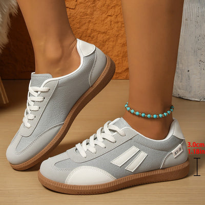 Women's Retro Flat-Soled Plus-Size Sneakers | Casual Lace-Up Comfort Shoes
