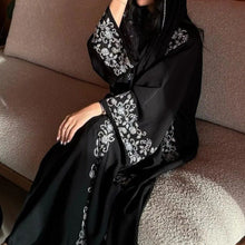 Load image into Gallery viewer, Luxury Black Embroidered Diamond Abaya Set (MOA184)