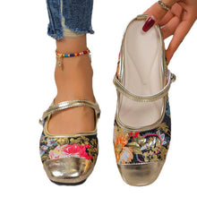 Load image into Gallery viewer, Women's Floral Slide Sandals - Stylish Summer Footwear with Buckle Detail