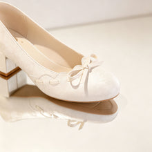 Load image into Gallery viewer, Women's Satin Bow Block Heel Pumps | Ivory Jacquard Slip-On Heels