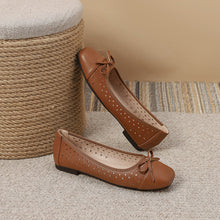 Load image into Gallery viewer, Slip-On Flat Shoes Plus Size