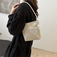Load image into Gallery viewer, Chinese-Style Vintage Hanfu Bucket Handbag
