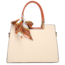 Load image into Gallery viewer, Large Stylish Crossbody Bag for Women - Spacious PU Leather Shoulder Bag with Multiple Compartments