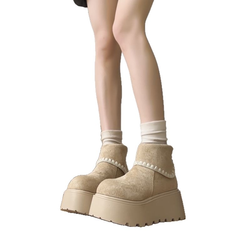 Women's Retro Height-Boosting Snow Boots - Lace-Up Winter Boots with Extra Padding
