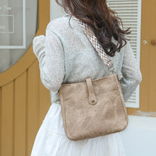 Load image into Gallery viewer, Textured Underarm Bag - Urban Minimalist PU Leather Shoulder Bag for Women