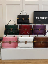 Load image into Gallery viewer, Large-Capacity Women's Handbag – Crocodile Pattern PU Leather Purse