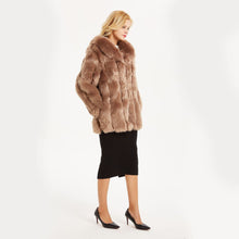 Load image into Gallery viewer, New European And American Stylish Fox-fur Lapel Coat