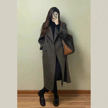 Load image into Gallery viewer, Women's Thickened Knee-length Mid-long Korean-style Wool Coat