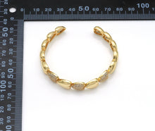 Load image into Gallery viewer, CZ Gold Puffy Heart Bracelet, Sku#LD362