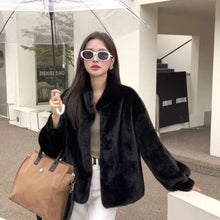 Load image into Gallery viewer, Womens Stylish Loose-fitting Fur-trimmed Collar Coat