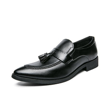 Load image into Gallery viewer, Men's British Tassel Dress Shoes | Pointed Toe PU Leather Business Loafers