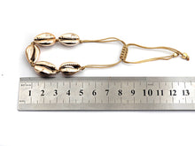 Load image into Gallery viewer, Pull Tie Style Cowrie bracelet, V46