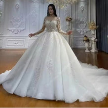 Load image into Gallery viewer, Luxury Beautiful Wedding Dress EDW232