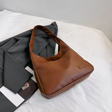 Load image into Gallery viewer, Women's Retro Tote Bag - Large Capacity PU Leather Shoulder Bag with Phone Pocket