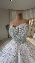Load image into Gallery viewer, Luxury Wedding Dress | Ball Gown Bridal Dress GD106