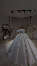 Load image into Gallery viewer, Midnight Elegance Crystal Luxury Wedding Dress GD103