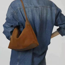 Load image into Gallery viewer, Retro Matte Textured Tote Bag – Versatile High-End Crossbody for Women