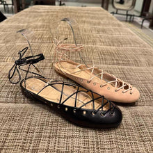 Load image into Gallery viewer, Women's Cross-Strap Leather Ballet Flats - Casual Roman Sandals