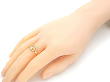 Load image into Gallery viewer, Eye with Pearl Long Eyelash Ring, LD80