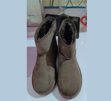 Load image into Gallery viewer, Women's Faux Fur Snow Boots | Suede Flat Heel Winter Ankle Boots