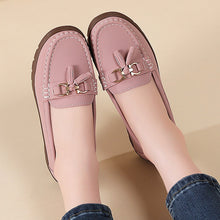 Load image into Gallery viewer, Women's Plus-Size Suede Flat Moccasin Loafers | Slip-On Tassel Shoes