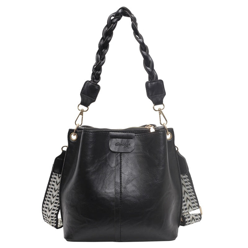 Women's High-Capacity Crossbody Bag – Chic PU Leather Underarm Tote | Streetwear Handbag