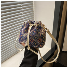 Load image into Gallery viewer, Retro Casual Travel Shoulder Crossbody Bag