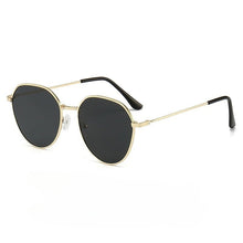 Load image into Gallery viewer, Elegant Retro Sunglasses for Women Classic with Gradient Lenses (MAC264)