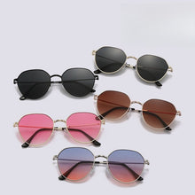 Load image into Gallery viewer, Elegant Retro Sunglasses for Women Classic with Gradient Lenses (MAC264)