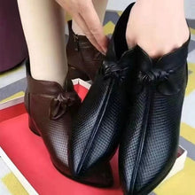 Load image into Gallery viewer, Women's Pointed Toe Chunky Heel Ankle Boots with Side Zipper &amp; Bow Detail