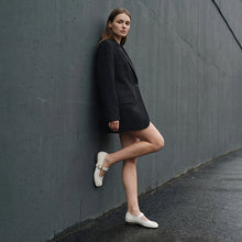 Load image into Gallery viewer, Split-Toe Tabi Mary Jane Flats