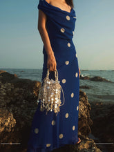 Load image into Gallery viewer, French-style Retro Sequined Woven Tassel Cotton-Linen Shell-shaped Hollow Elegant Clutch Bag