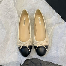Load image into Gallery viewer, Sequin Pointed Toe Flats
