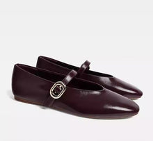 Load image into Gallery viewer, Burgundy V-Strap Flats