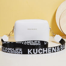 Load image into Gallery viewer, Quilted Crossbody Bag