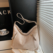 Load image into Gallery viewer, Large Capacity Women's Suede Bucket Bag – Winter Commuter Shoulder Bag