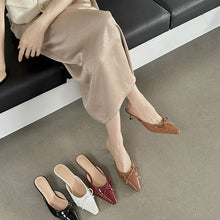 Load image into Gallery viewer, Women's Low-Heel Bow Slippers - Elegant Square Toe Roman Style Shoes