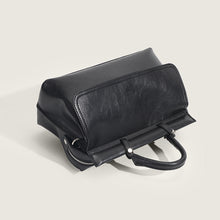 Load image into Gallery viewer, Textured Versatile Tote Bag That Can Be Carried As A Shoulder Bag
