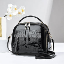 Load image into Gallery viewer, Versatile Underarm Winter Crossbody Bag