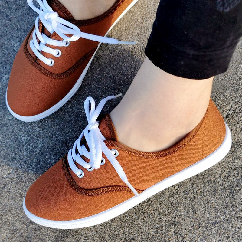 Lace-Up Classic Canvas Sneakers - Breathable Flat Shoes for Everyday Wear