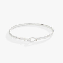 Load image into Gallery viewer, Faceted Hook Tension Bracelet