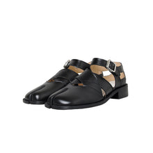 Load image into Gallery viewer, Split-Toe Hollow-Out Flat Leather Shoes