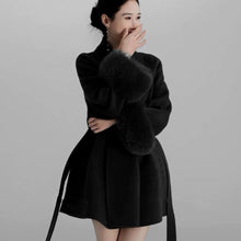Load image into Gallery viewer, Women's Black Fox Fur Double-faced Cashmere Elegant Short Coat