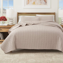 Load image into Gallery viewer, Box-Stitched Seersucker Quilt Set - Seersucker Collection