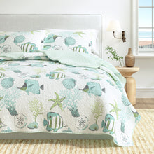 Load image into Gallery viewer, Seaside Collection Quilt Set